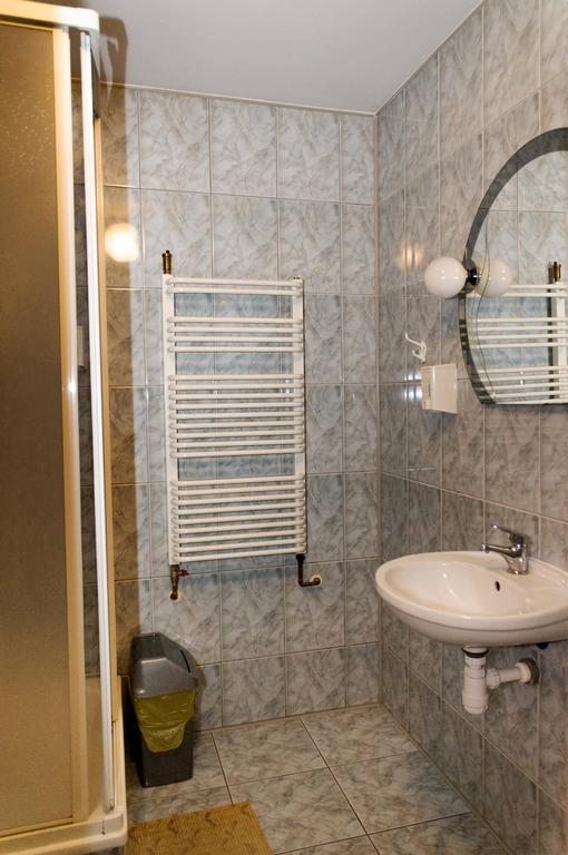 Uslugi Hotelarskie Las Vegas Międzyrzec Podlaski Rom bilde